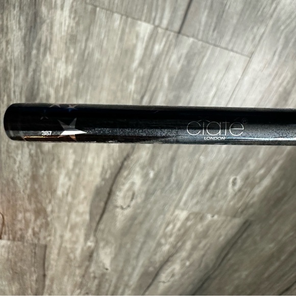 Brand New Eye Liner Pencils, Liquid Liner, and Brow Gel - Picture 6 of 11